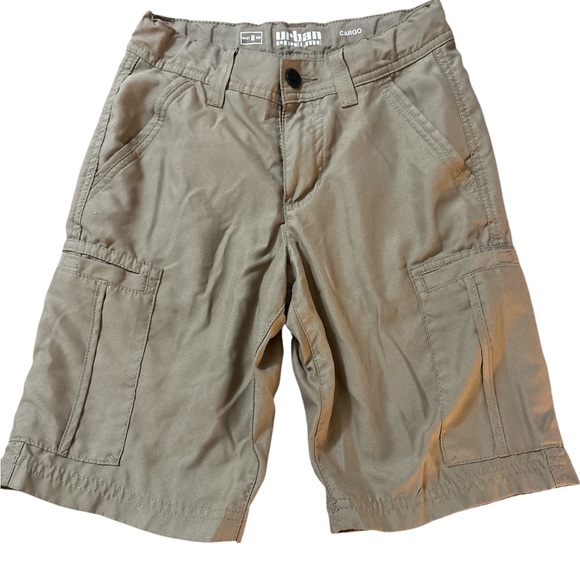 Boys size 8 khaki Urban Pipeline Tan cargo shorts - Picture 1 of 2